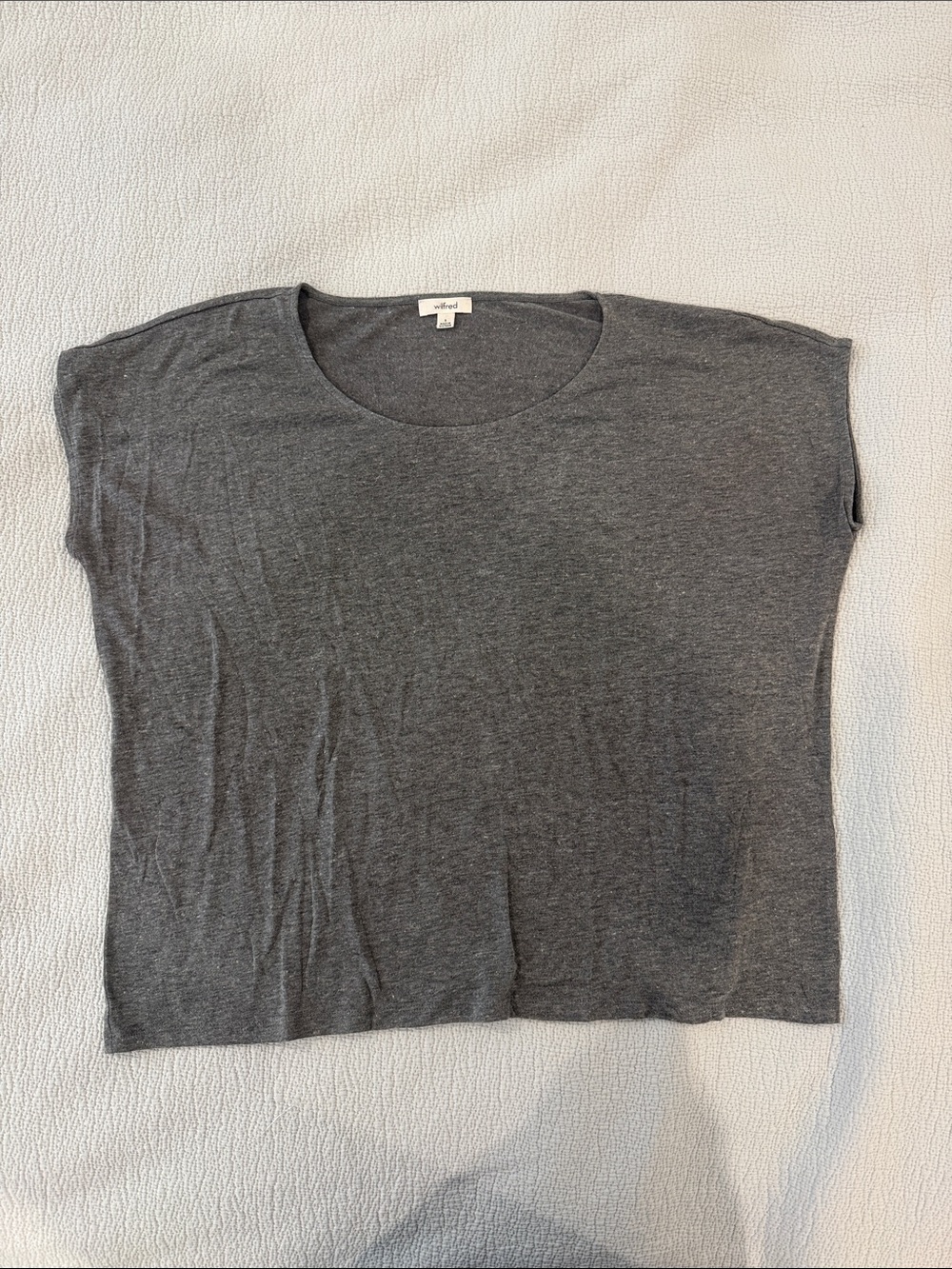 Wilfred Boxy Scoop Neck Short Sleeve Tee